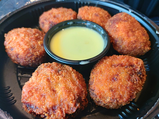 함박볼카츠
