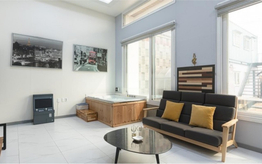 갤러리 스파 펜션 B동 101호