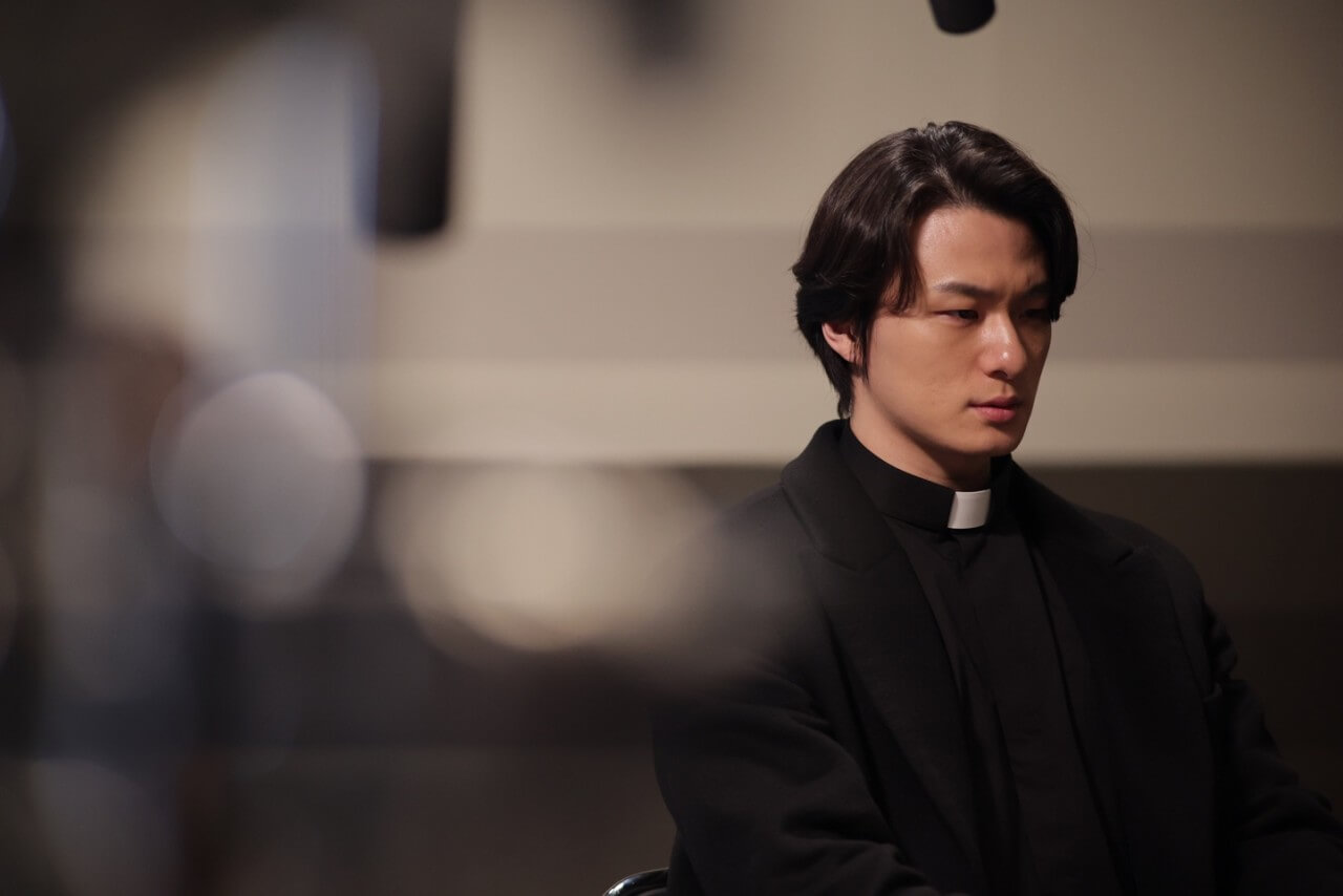 온리 갓 노우즈 에브리띵