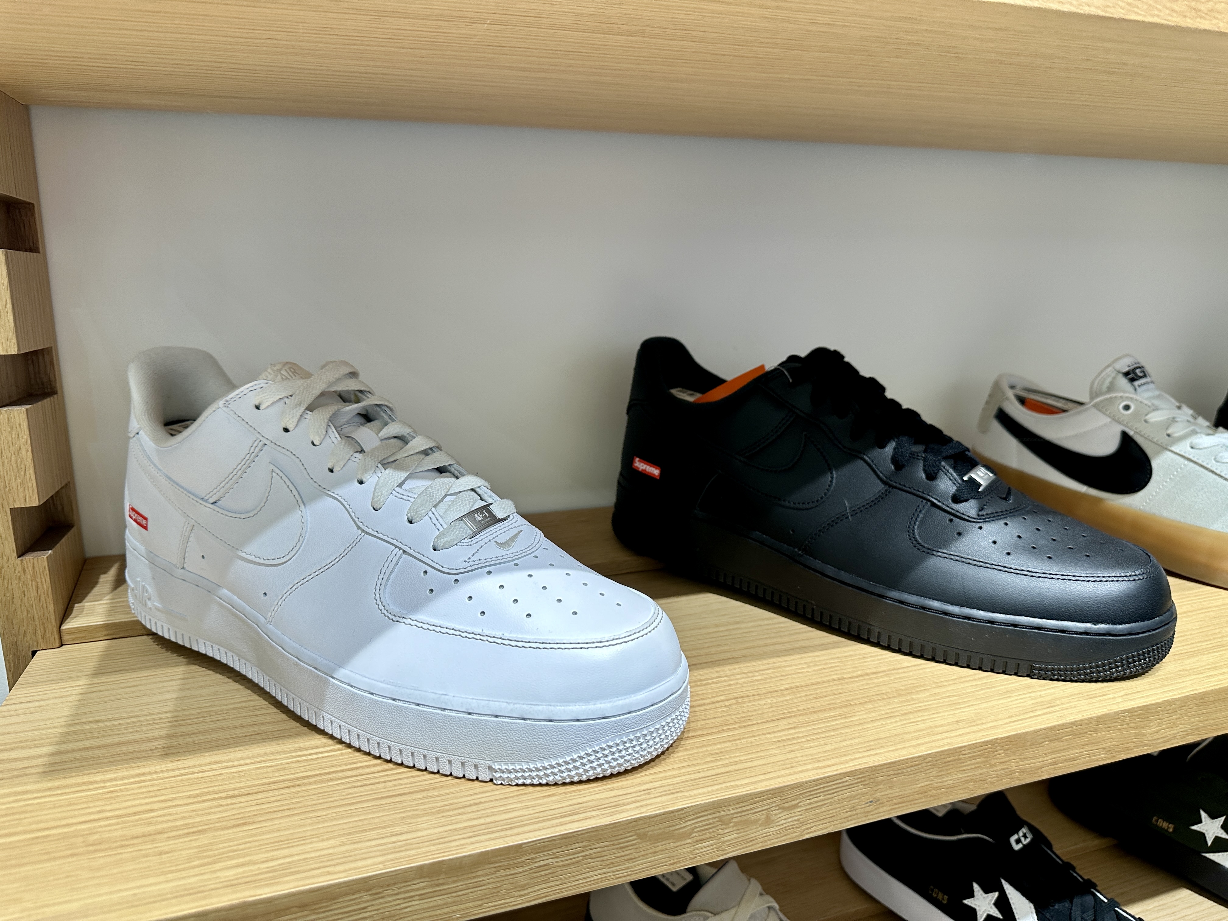 슈프림 에어포스