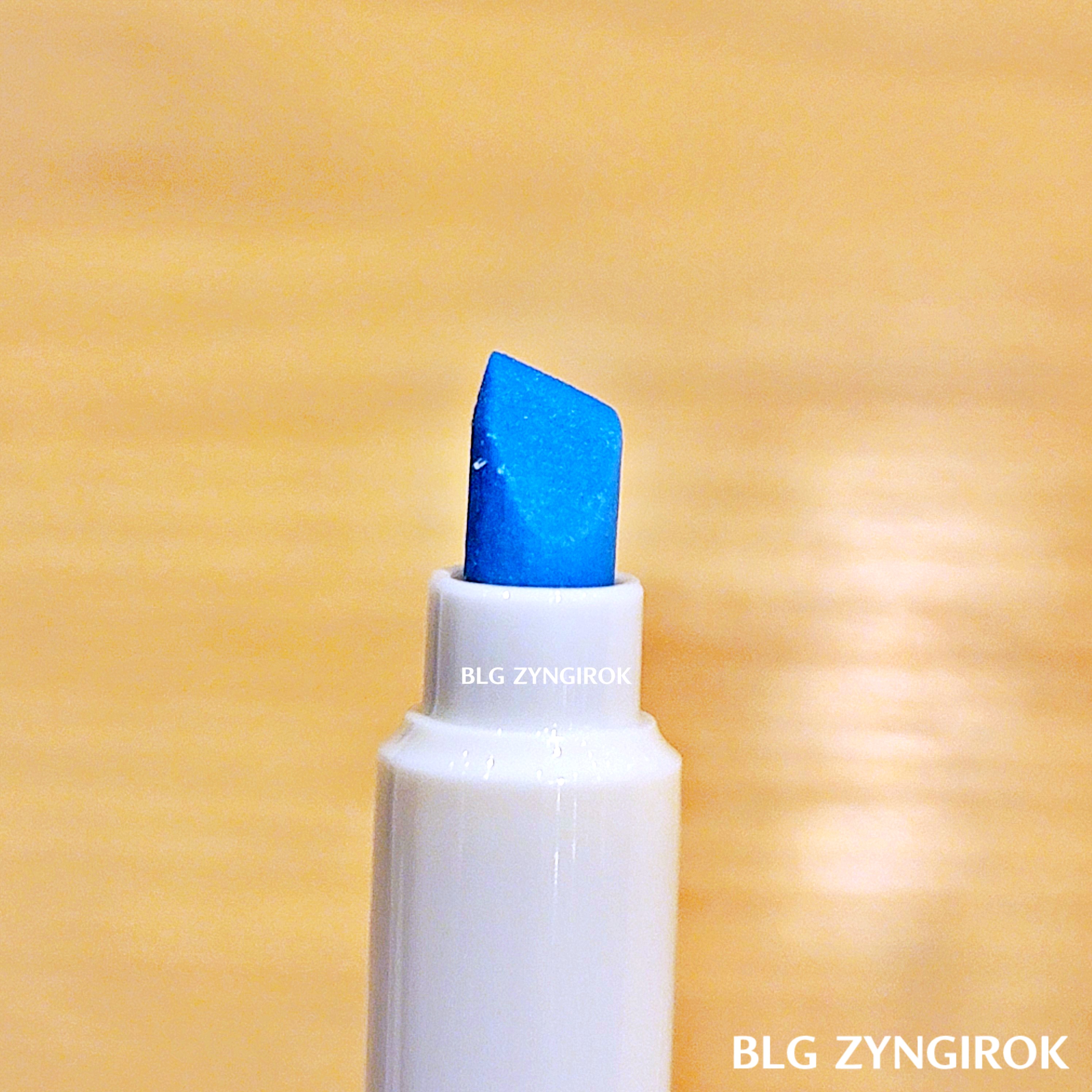 다이소 - 밀키 마일드 라이너 형광펜의 사각닙 모습이다.