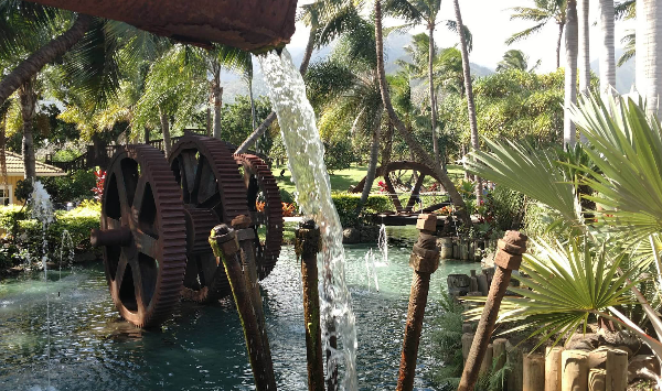 마우이-트로피컬-플랜테이션-내부-사진