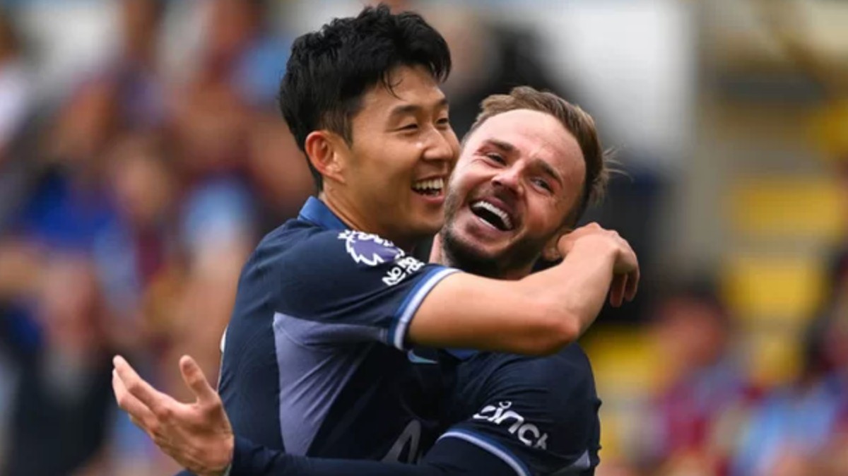 손흥민 해트트릭