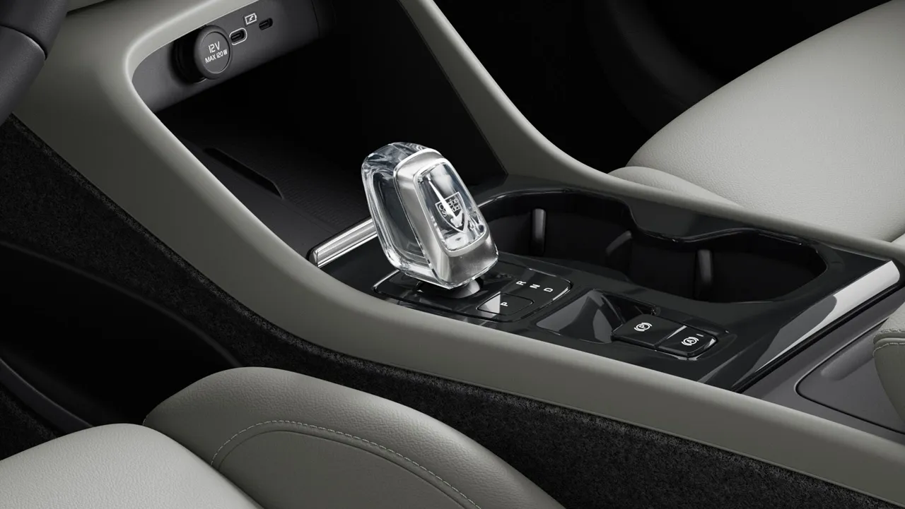 볼보 XC40 이미지