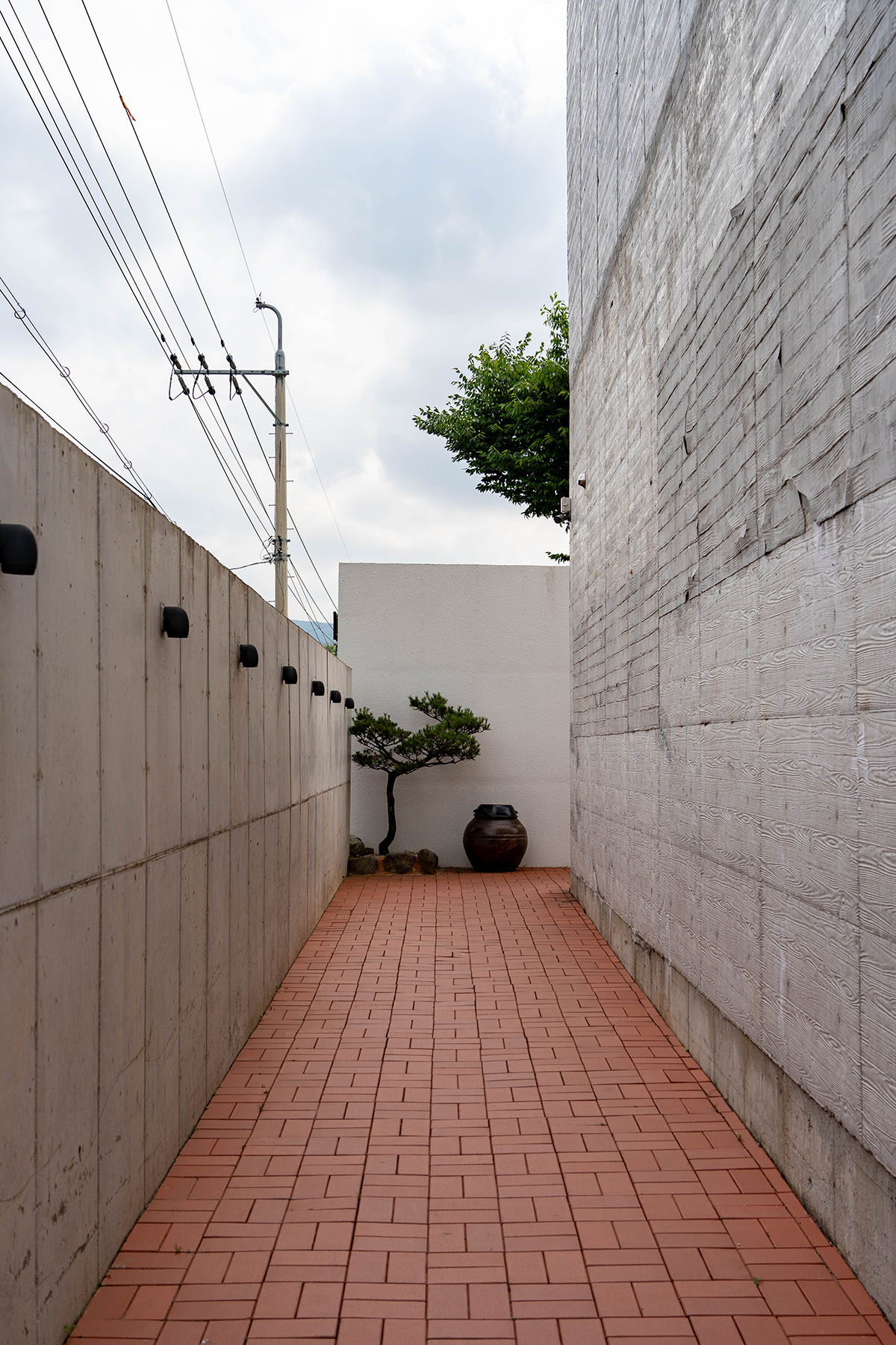 카페 지산 입구