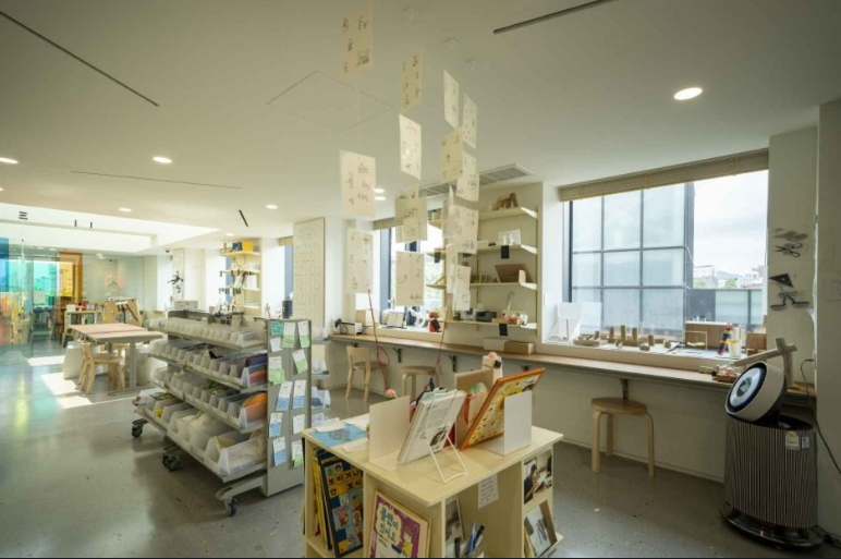 청소년 전용 복합문화공간 ‘제3의 시간’