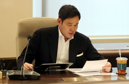 정용진 회장 프로필 나이 고향 학력 가족관계 부인