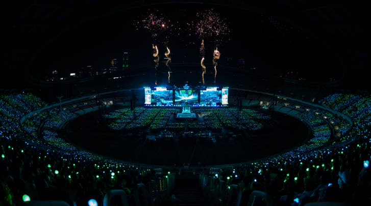 아이유 콘서트 더 골든아워 IMAX 