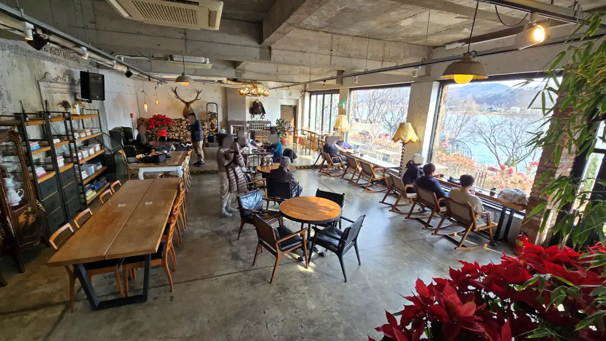 지하1층 인테리어