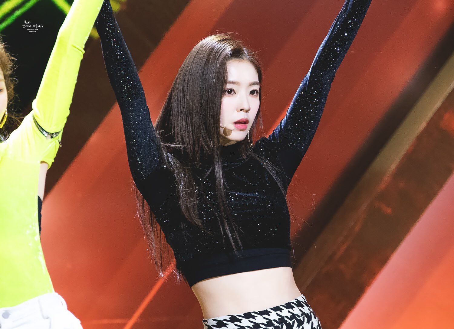 레드벨벳 아이린 고등학교 졸업사진