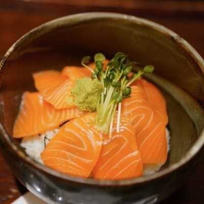 이촌역 맛집 스즈란테이 연어 덮밥 이미지