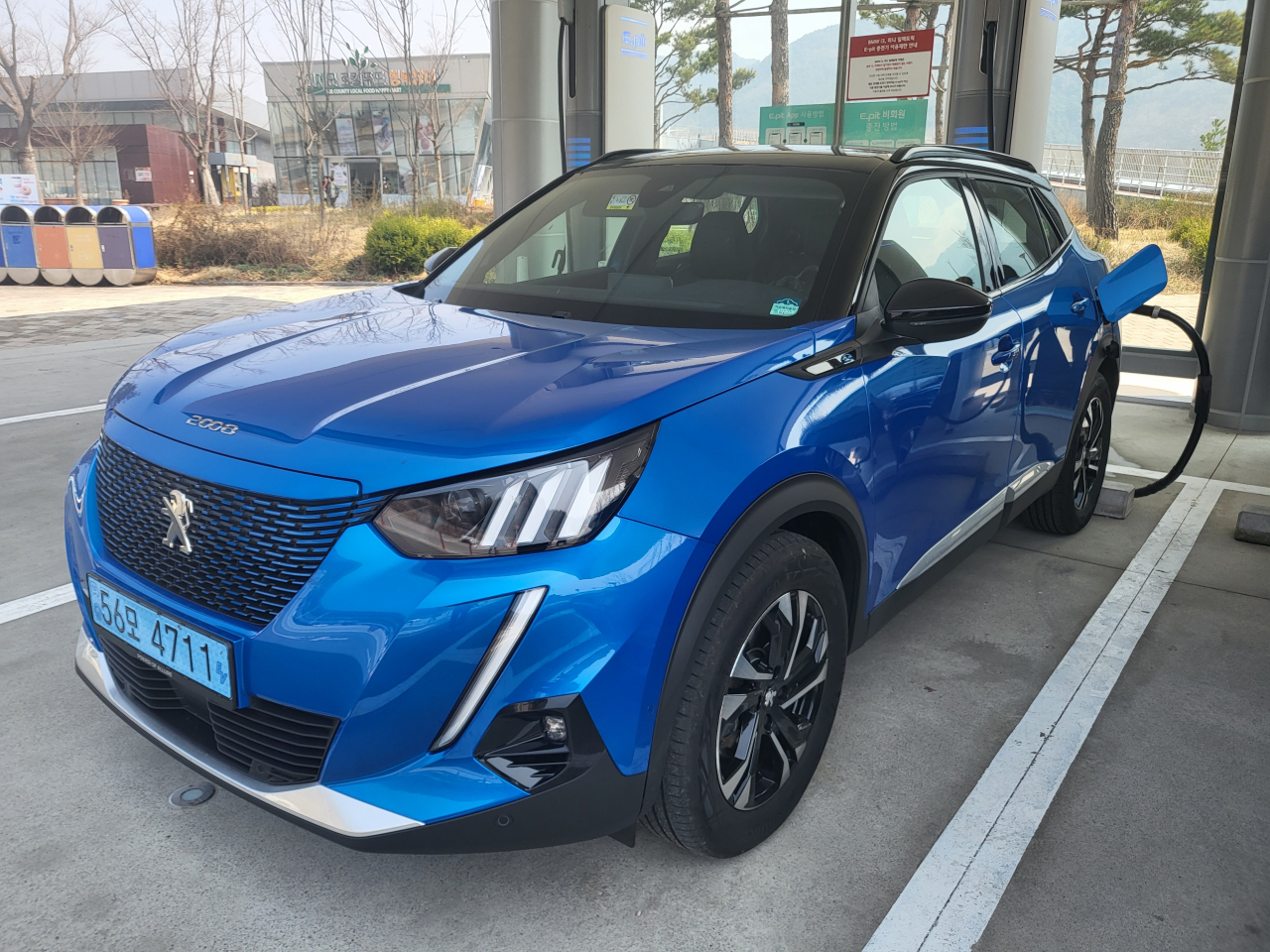 푸조 전기 SUV ‘e-2008 GT’