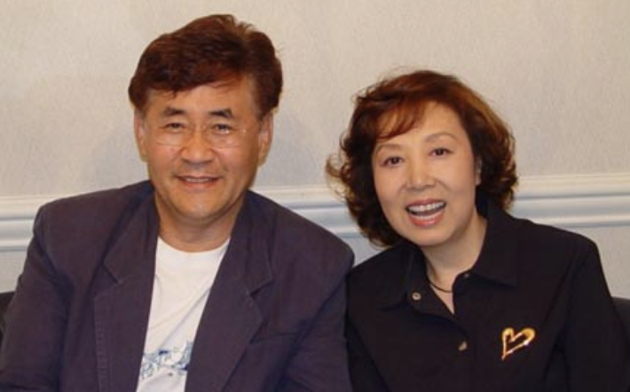 윤형주 부인 김보경 씨와 함께한 모습