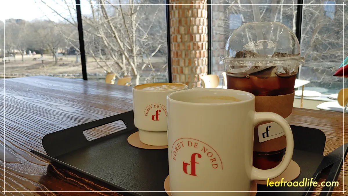 서선대-포레드노드-카페-커피잔-모습