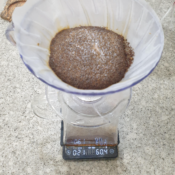 하리오 V60을 사용한 핸드 드립 2인분 레시피_뜸 들이기