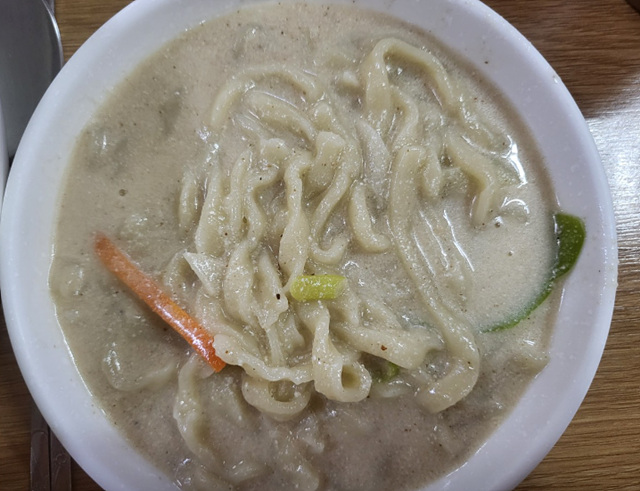 광주 야구장 근처 맛집 먹거리 기아챔피언스필드 기아 임서방숯불구이 청와대 임동초밥집 영발원 김가네영양해물칼국수 명태어장 금바다수산 900달러 임동제니스점 풍성한칼국수 영미오리탕