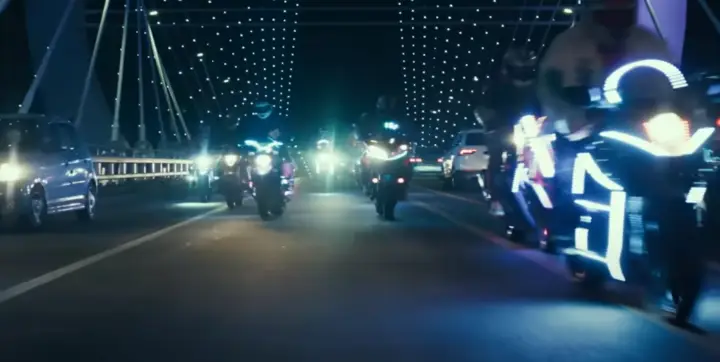 베테랑2 악역 등장인물 오토바이