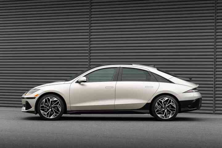 현대 아이오닉 6 보조금 가격 주행거리 제원 안전 및 편의사양