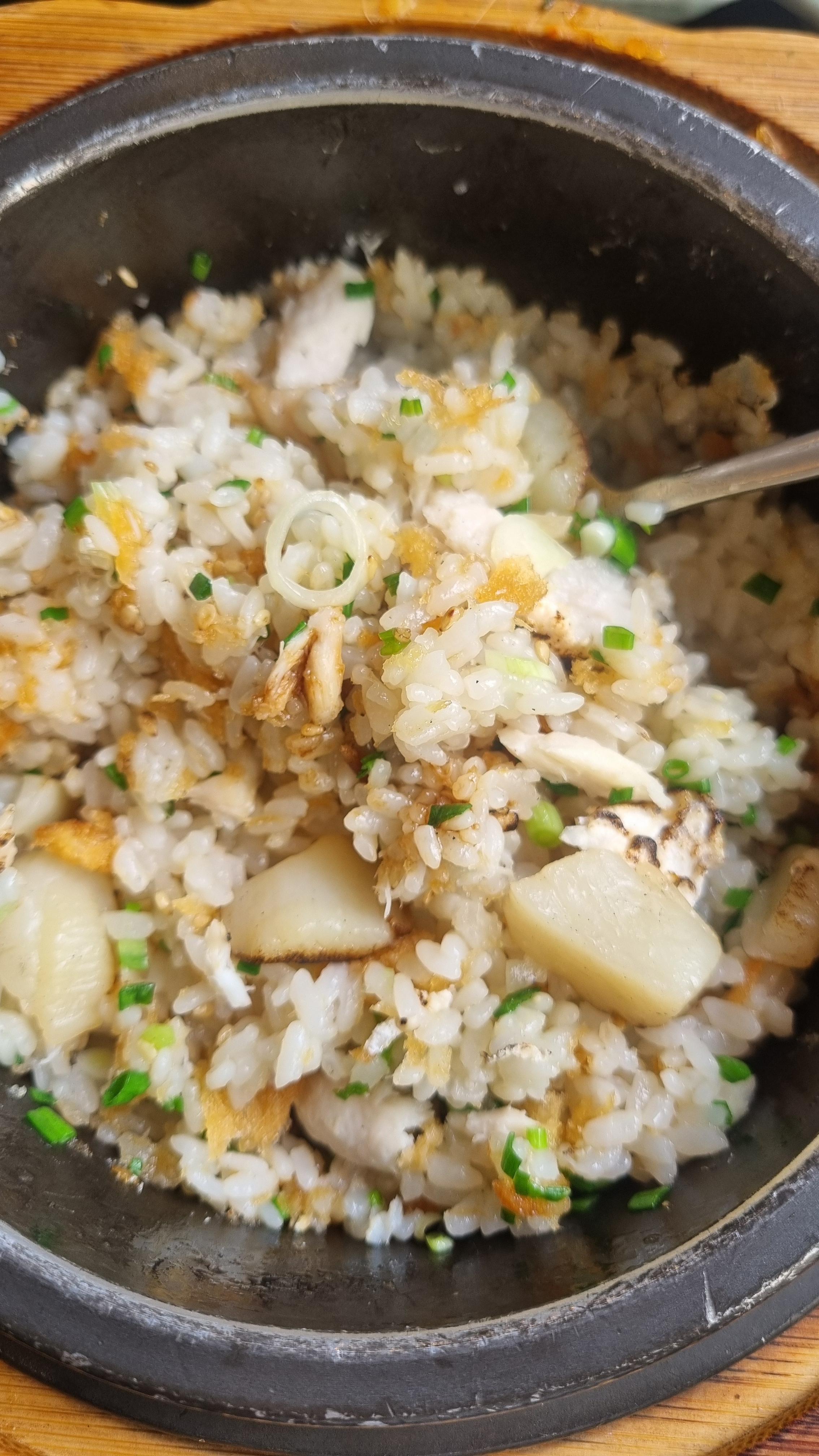 신사 솥밥 맛집 '솔솥 신사점' 직접 후기 &ndash; 도미관자솥밥 &amp; 갈치순살솥밥 먹고 한강 산책까지