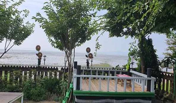 바닷가노을펜션