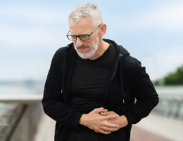 갈비뼈 금간 증상 17