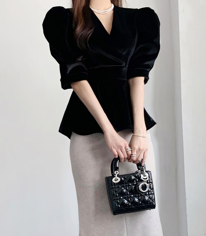 리아 퍼프 벨벳 블라우스