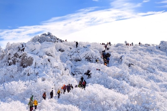 덕유산