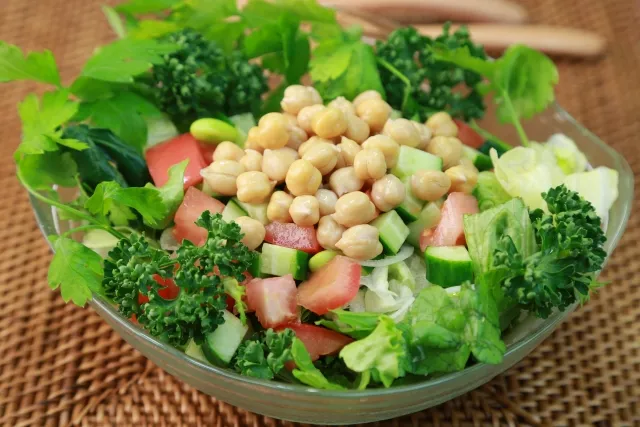 병아리콩 샐러드