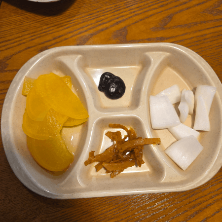 짬뽕장이 밑반찬