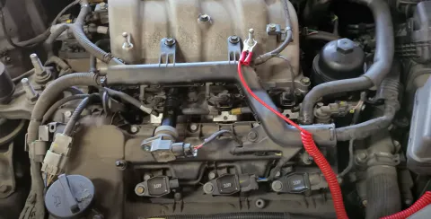 엔진룸 점화코일 위치