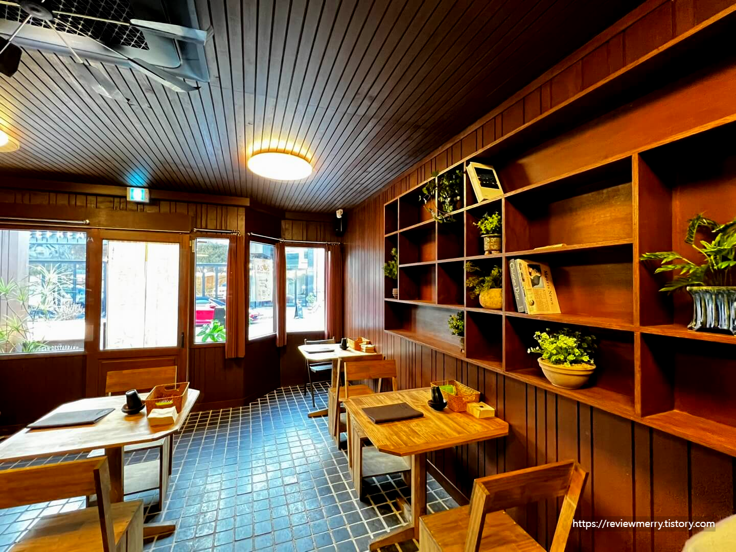 내부 2인석 사진