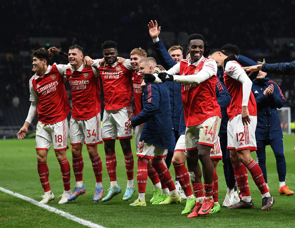 챔피언스리그 4강 1차전 아스날 대 PSG