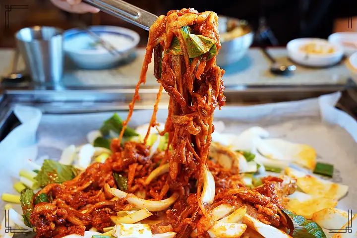 토요일은 밥이좋아 인천 경인교대역 오리 불고기 맛집 수제 간장양념과 부드러운 오리고기 곤드레밥 현지인 추천 토밥 좋아 방송정보