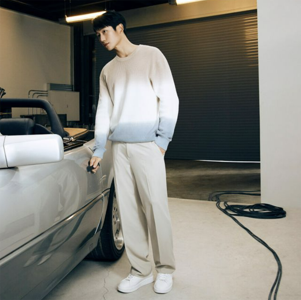 놀아주는 여자 9회 엄태구 니트