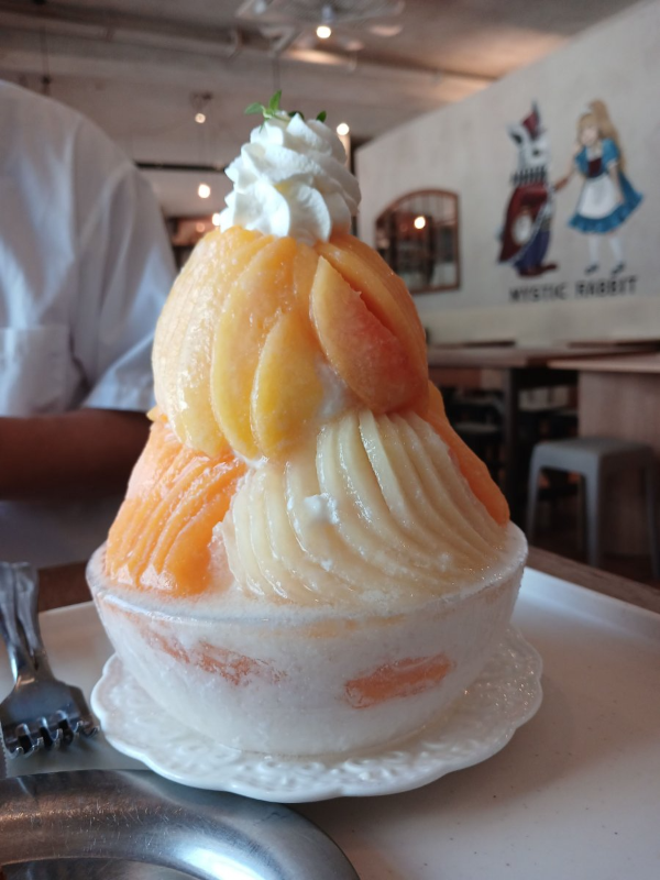 미스틱래빗 복숭아빙수