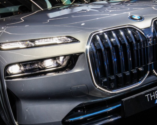 BMW-i7-가격-및-견적