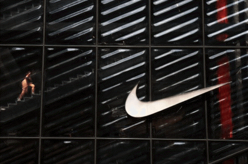 2024년-나이키-매출-하락